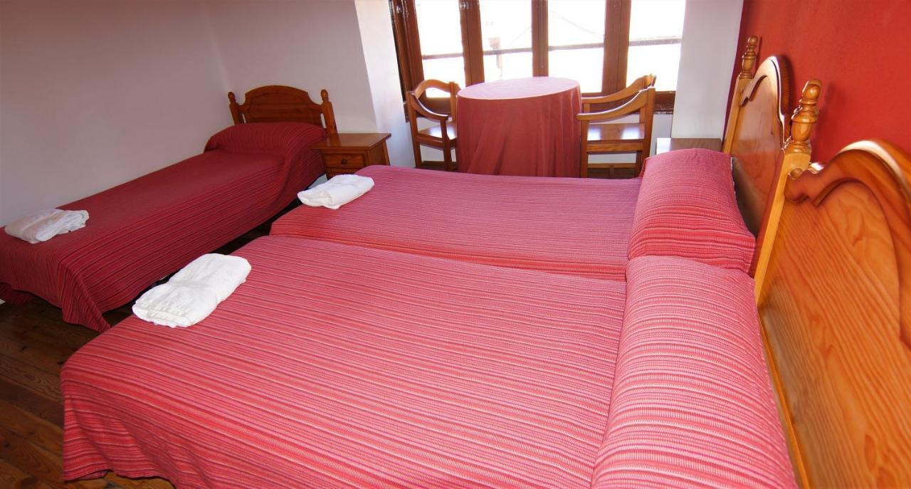 Pension Sandoval León Extérieur photo
