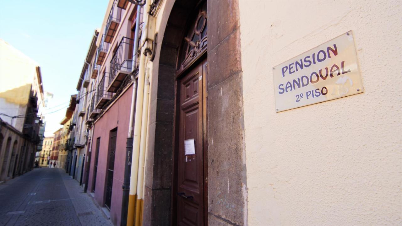 Pension Sandoval León Extérieur photo