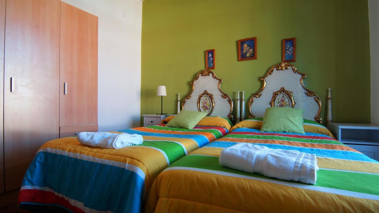 Pension Sandoval León Extérieur photo