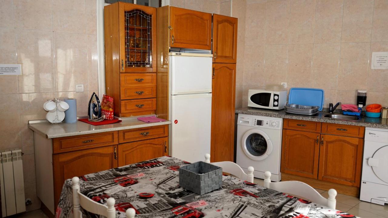 Pension Sandoval León Extérieur photo