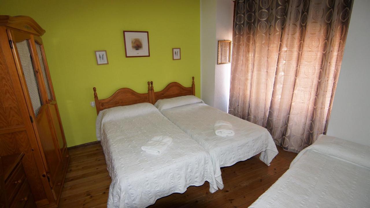 Pension Sandoval León Extérieur photo