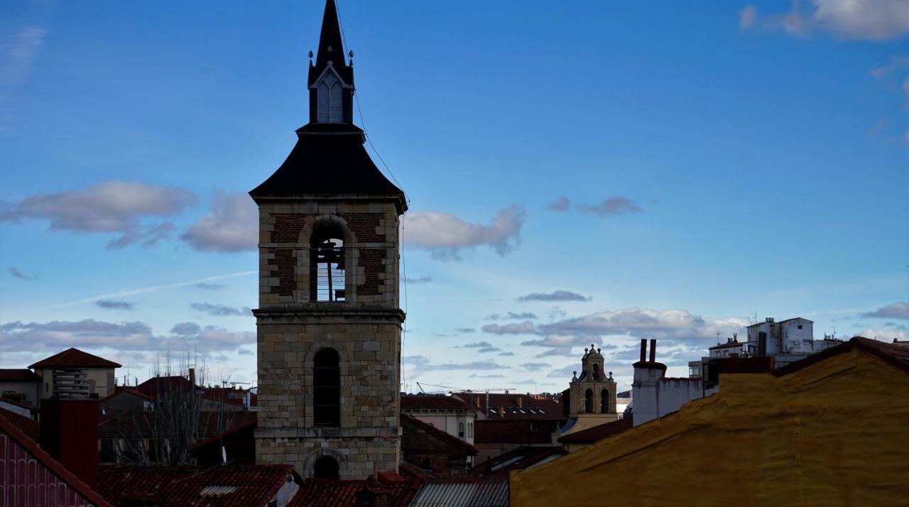 Pension Sandoval León Extérieur photo